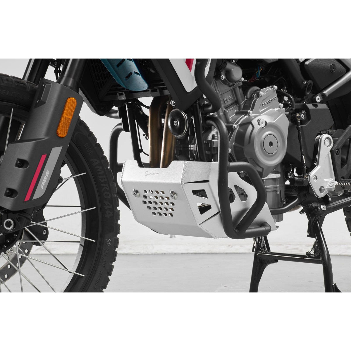 Nedre motorbågar Silver CFMOTO 450 MT - ÖREBRO MC SERVICE